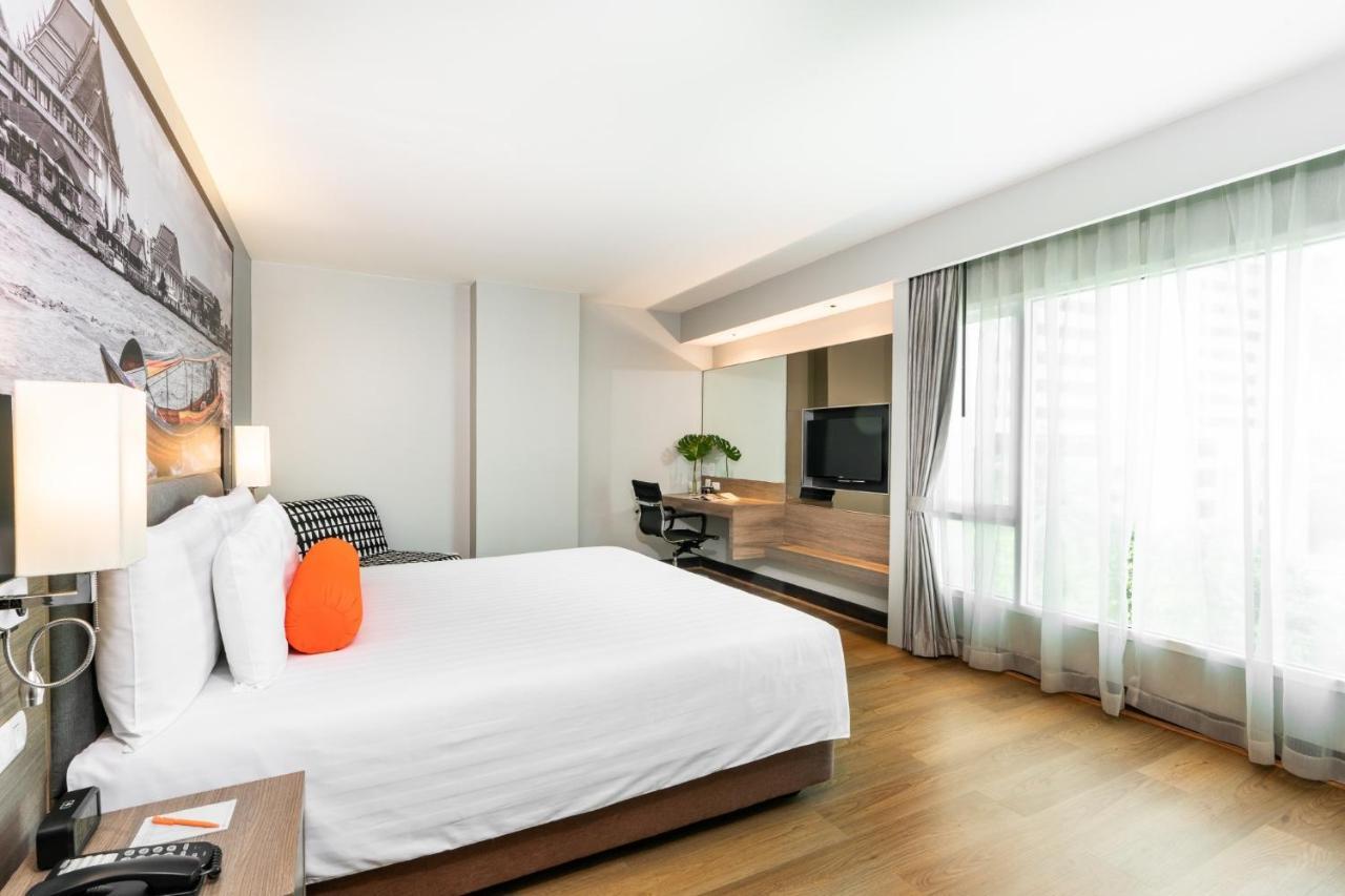 Citrus Sukhumvit 11 By Compass Hospitality Hotel Bangkok Exterior photo
