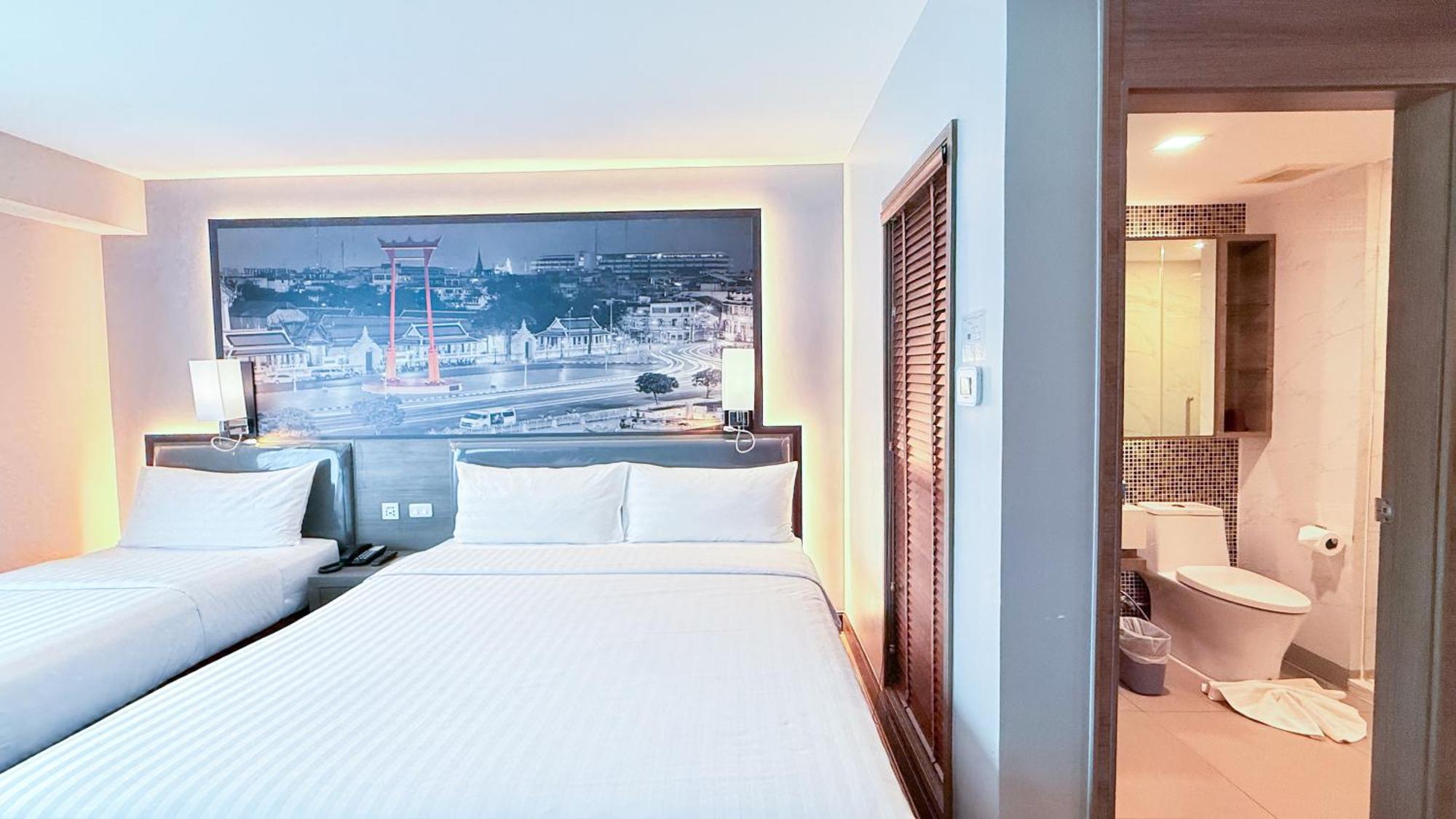 Citrus Sukhumvit 11 By Compass Hospitality Hotel Bangkok Exterior photo