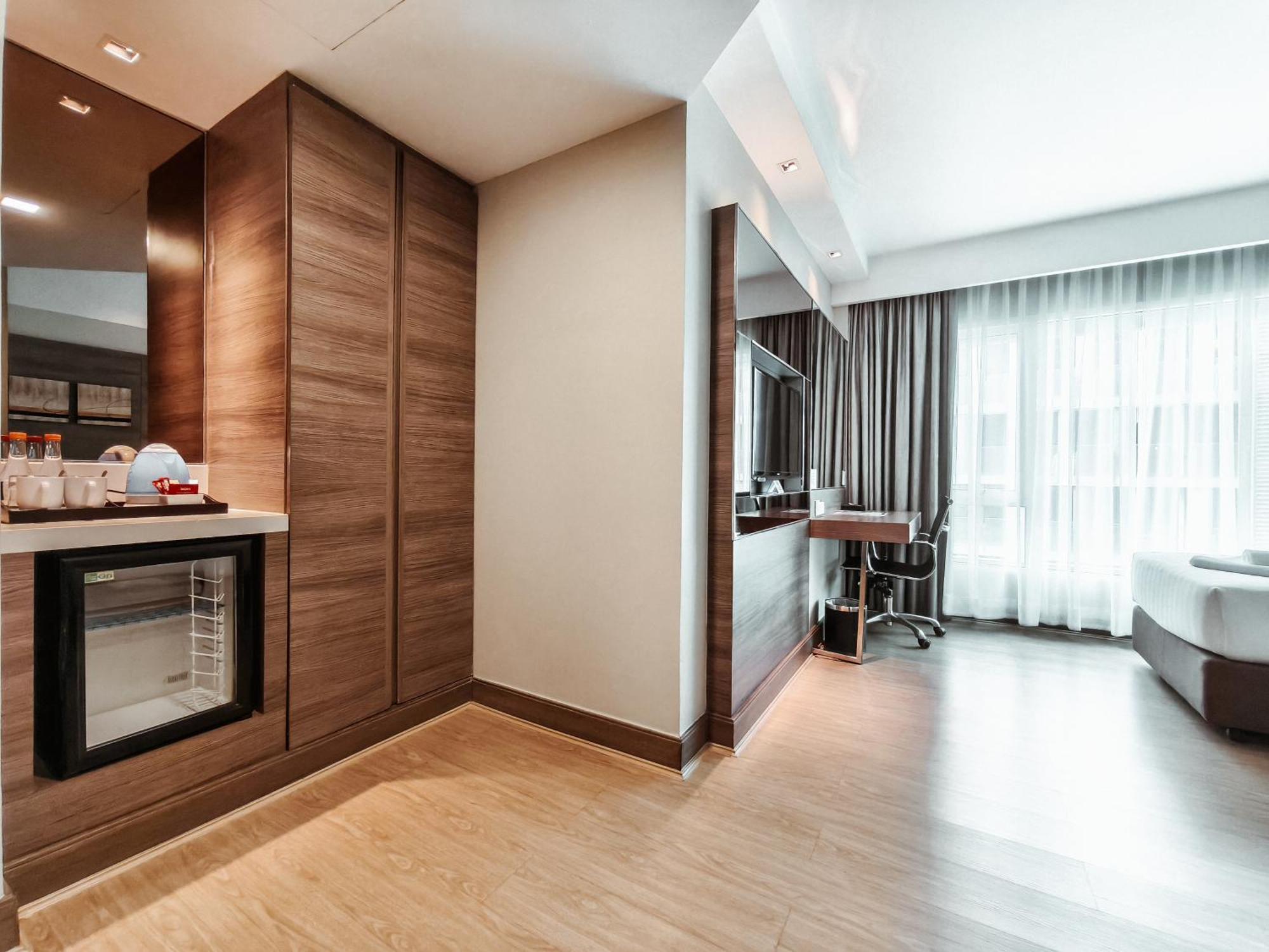 Citrus Sukhumvit 11 By Compass Hospitality Hotel Bangkok Exterior photo